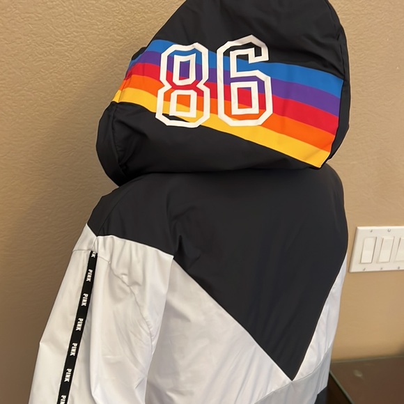 Pink Jacket - Picture 2 of 7